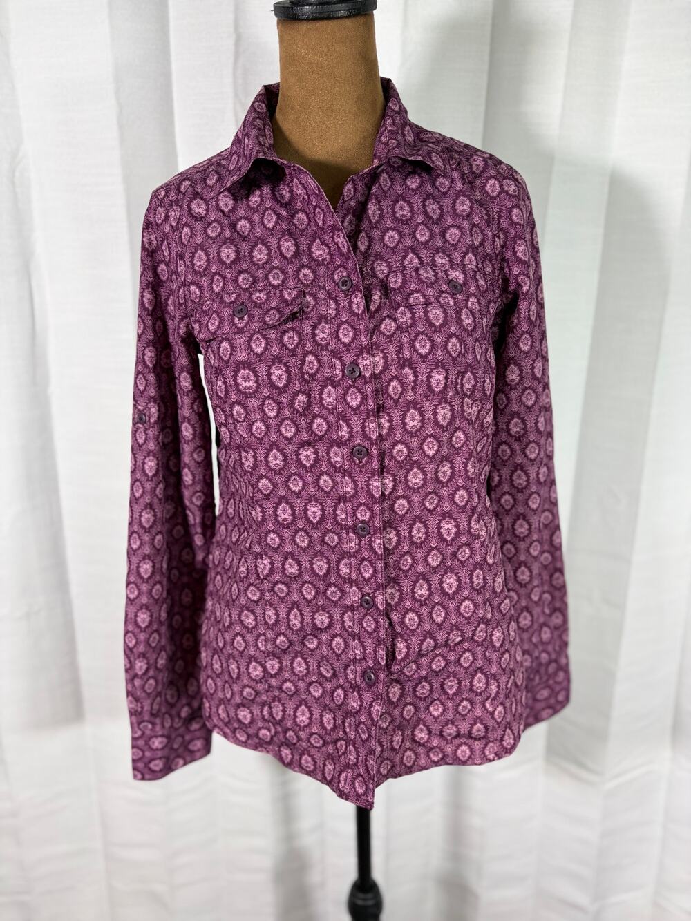 Eddie Bauer Purple Floral Medallion Button Front Shirt Women's XS